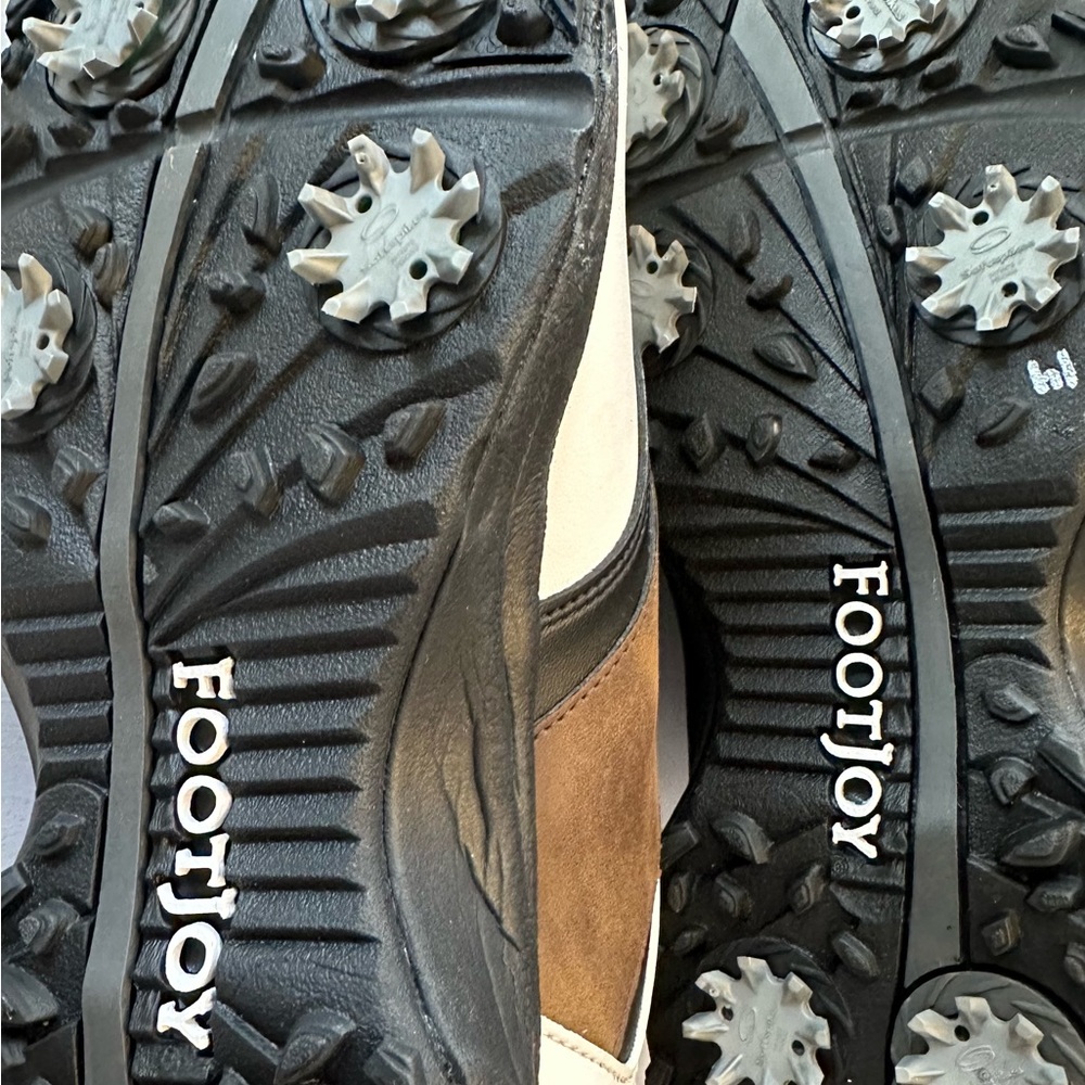 Footjoy new Men’s golf shoes - Picture 3 of 4